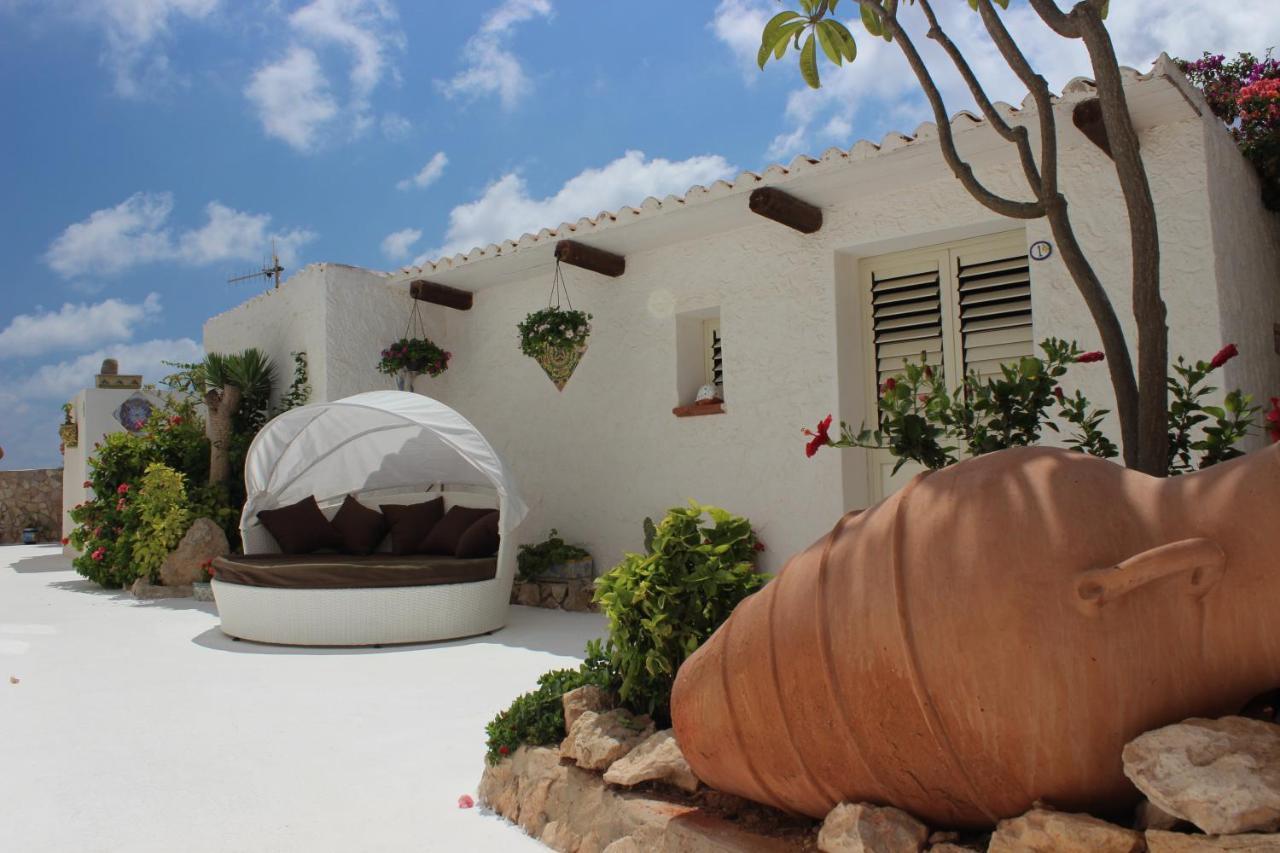 Hotel Macondo Lampedusa Bagian luar foto
