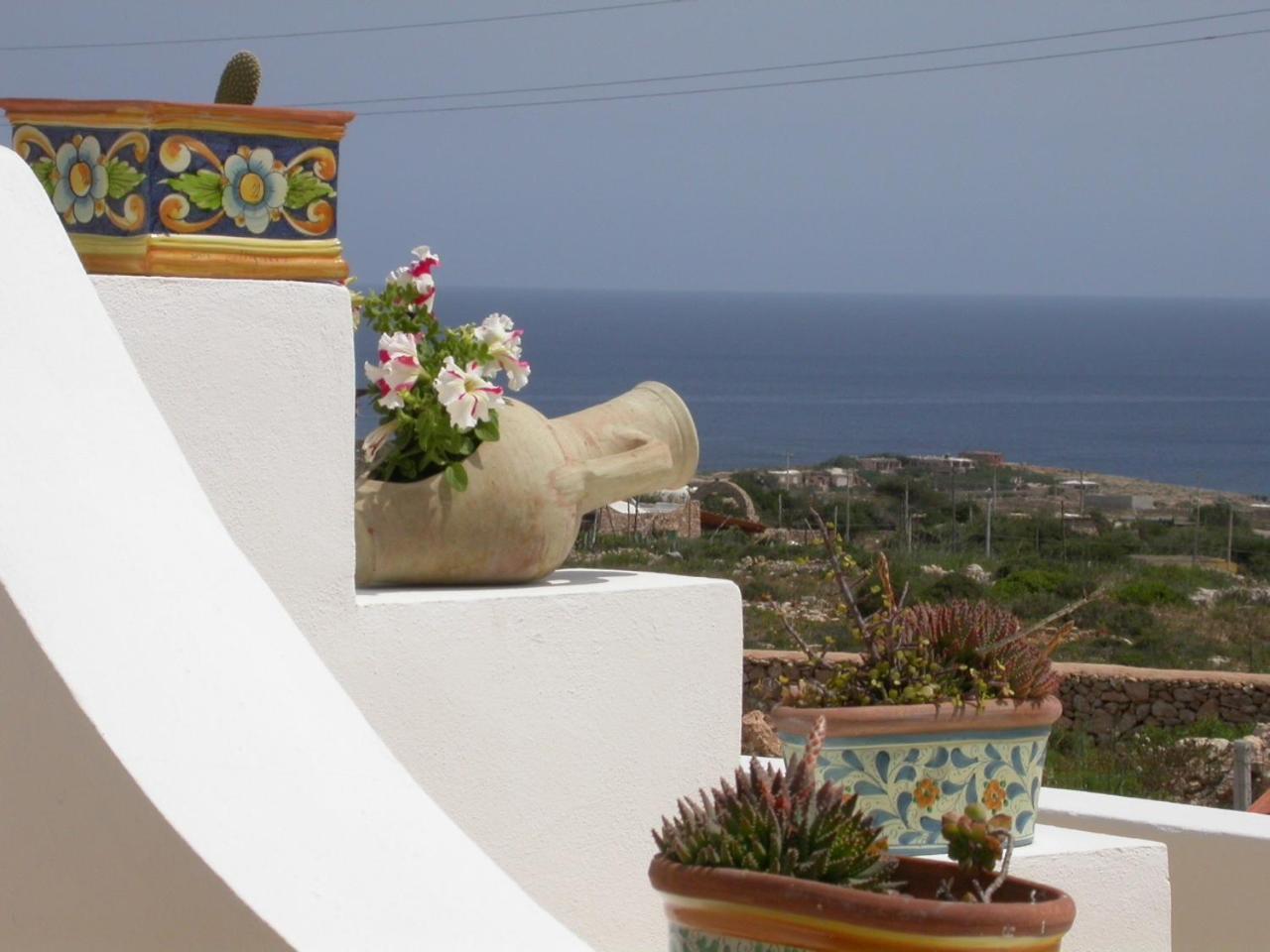 Hotel Macondo Lampedusa Bagian luar foto